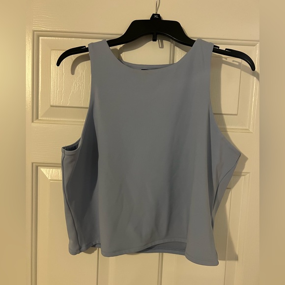 Express Tops - Express body contour crop tank